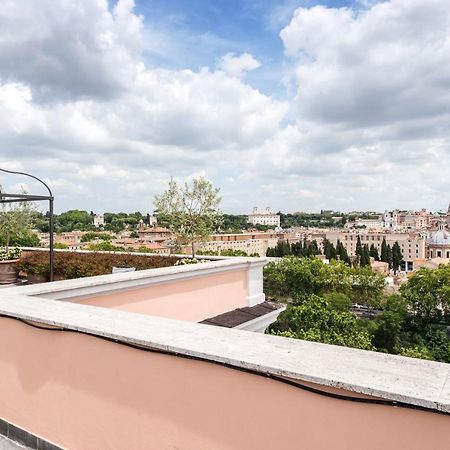 The Best Rent - Spacious Apartment With Terraces With Panoramic View Of Rom Exterior foto